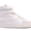 Белые кроссовки KRIS VAN ASSCHE