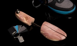 Обувная распорка (колодка) и логотипом Nike