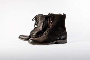 Высокие кожаные ботинки, Сommon Projects