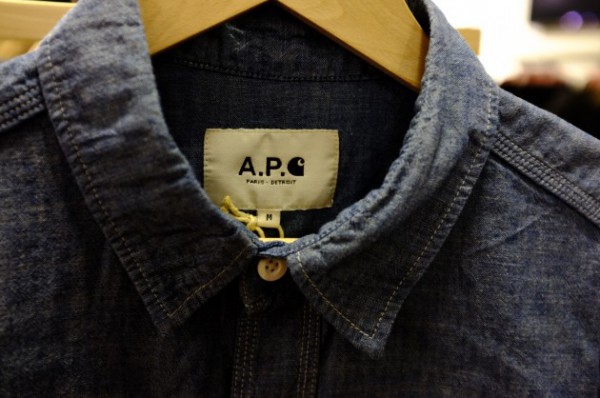 Мужская рубашка из ткани шамбре, A.P.C. x Carhartt